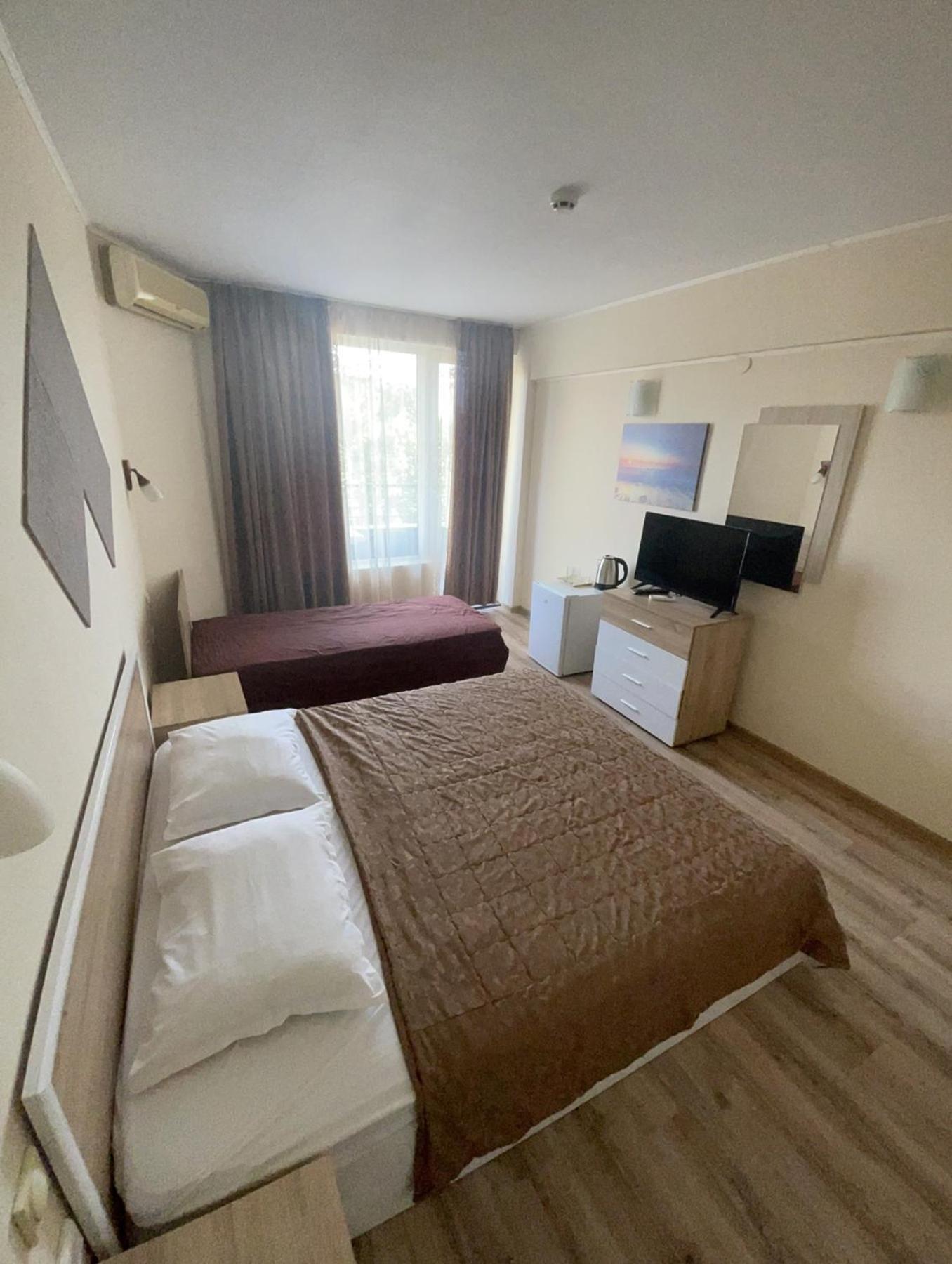 Apartments Danita & Restaurant&Pool Bar Varna Dış mekan fotoğraf