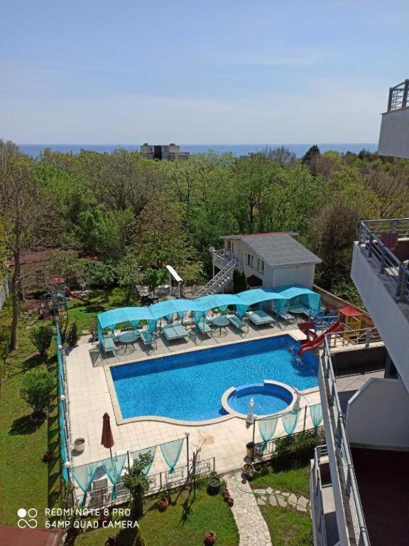 Apartments Danita & Restaurant&Pool Bar Varna Dış mekan fotoğraf
